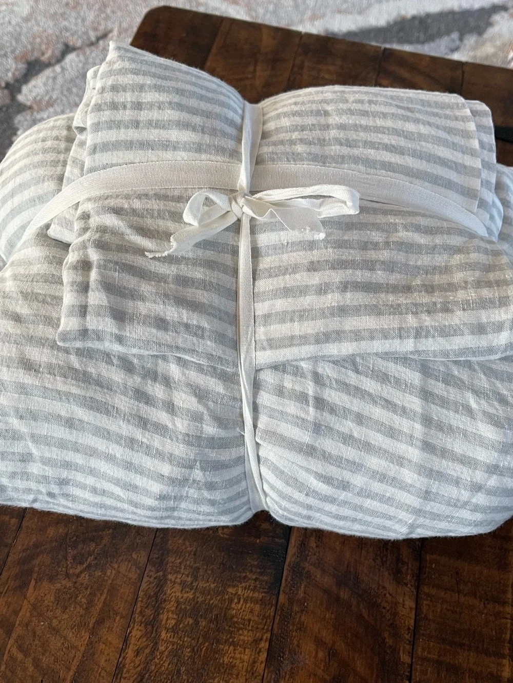 NWOT Quince European Linen 4 Piece Stripe Sheet Set, Full (Mist/White)